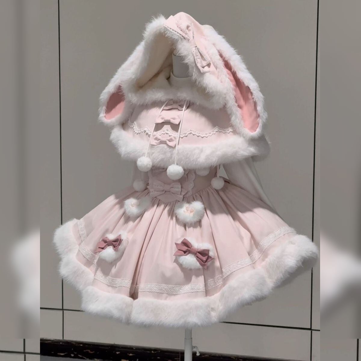 うさ耳ふわもこケープセットアップ：ワンピースセット | Maiden's Rêve
