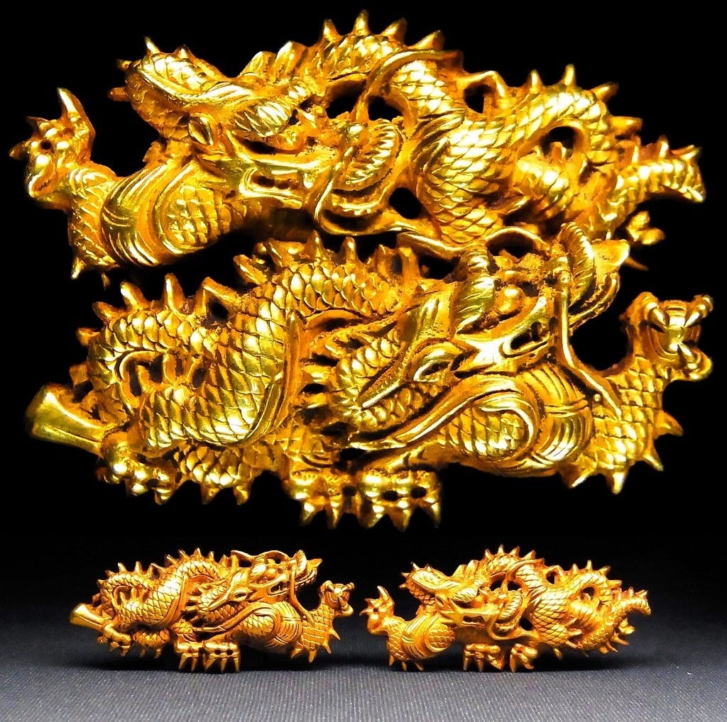 金無垢地容彫龍図目貫 | 松風刀装店 antiques matsukaze