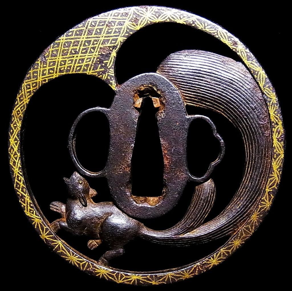 鉄地丸形栗鼠図透鍔 京正阿弥 | 松風刀装店 antiques matsukaze