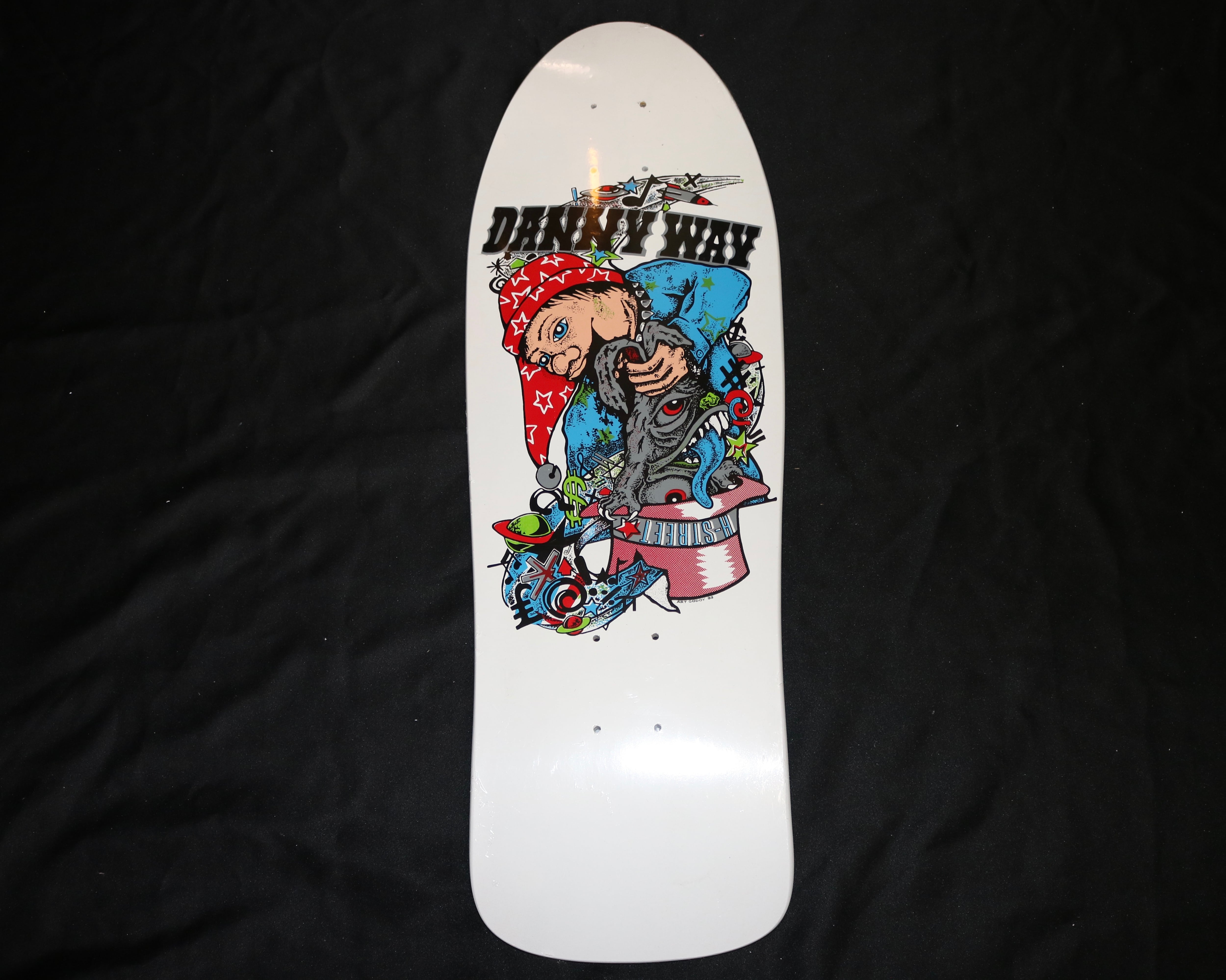 H-STREET SKATEBOARDING skate deck DANNY WAY RABBIT IN THE HAT TM7