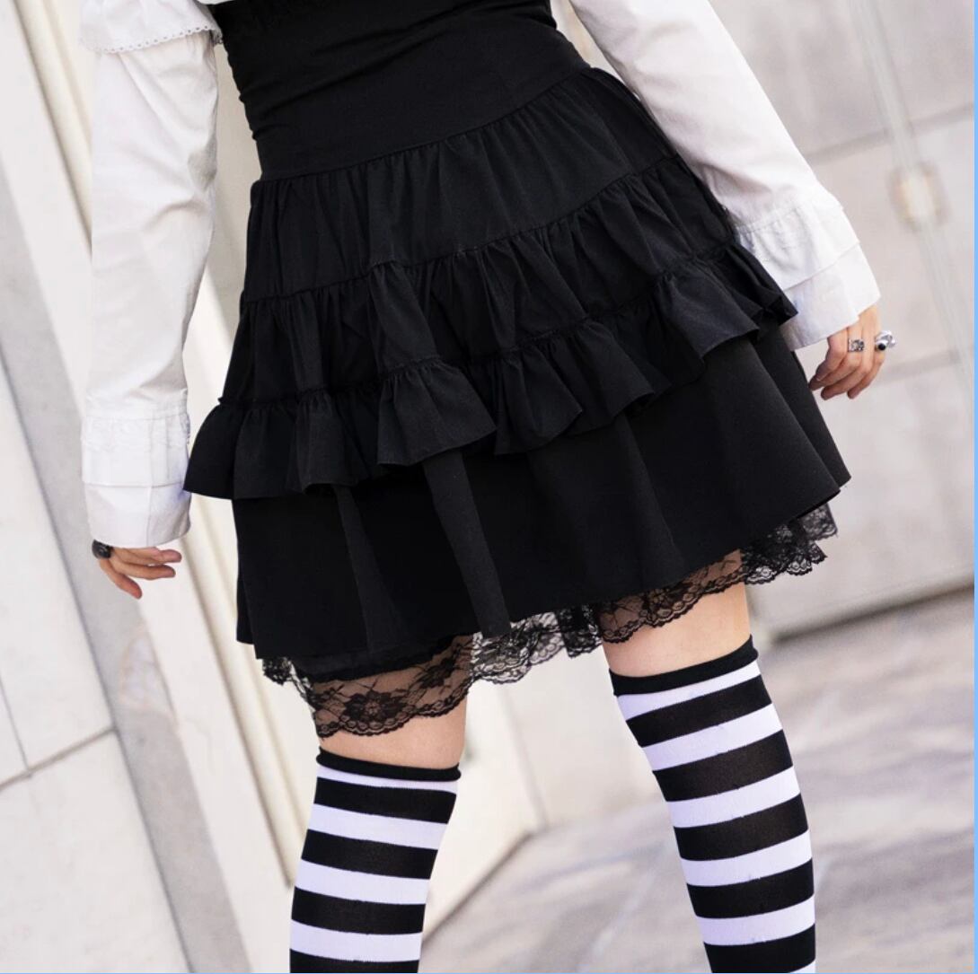 ワンダフルワールド♡ピコ加工 ミニ丈フレアスカート フリル リボン