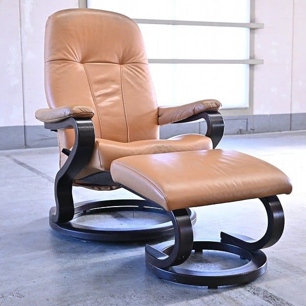 IDC大塚家具 ドイツ製 ヒモラ 20万「ゼロストレスチェア