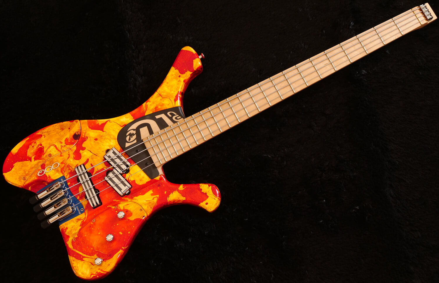 小型でバランス良好》ヘッドレスベース特集【ベース博士】