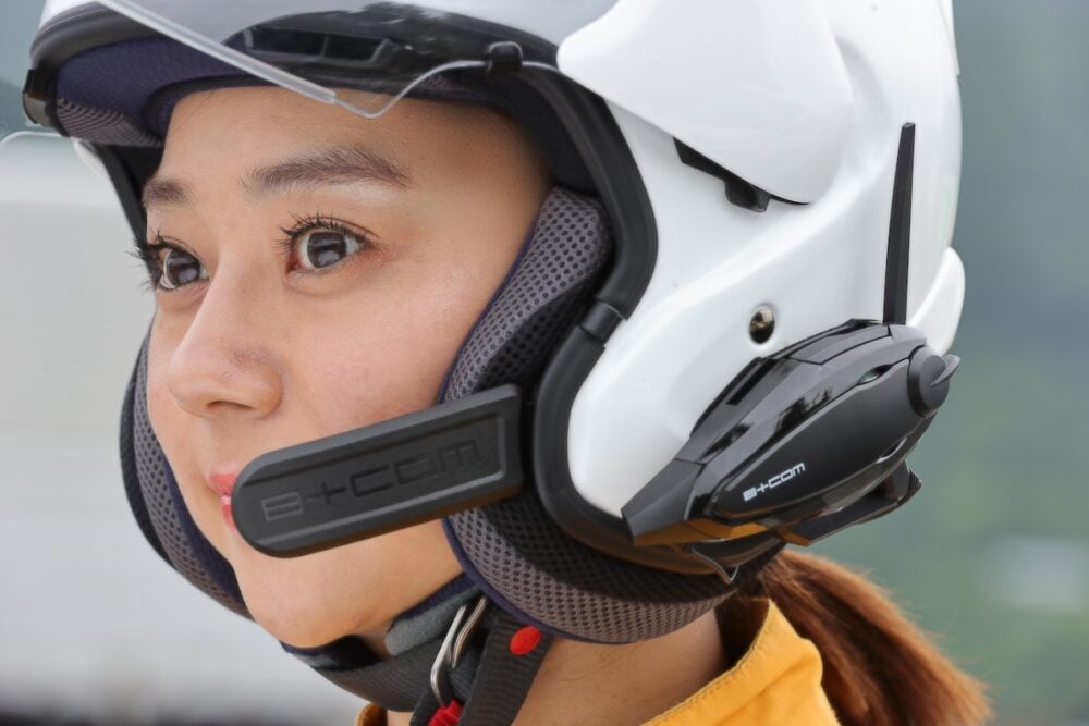 大人気バイク用インカム、B+COM（ビーコム）の最新ハイエンドモデル
