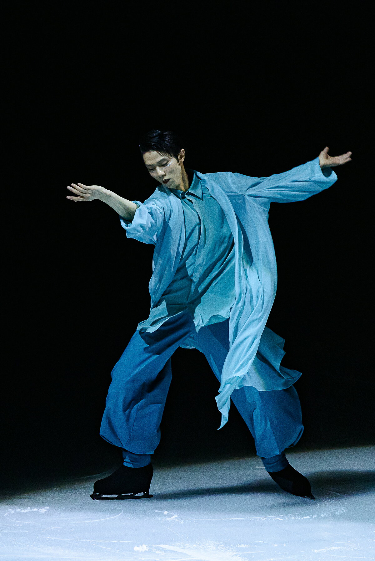 羽生結弦が模索した哲学的な問い――「Echoes of Life」で描いた極上の