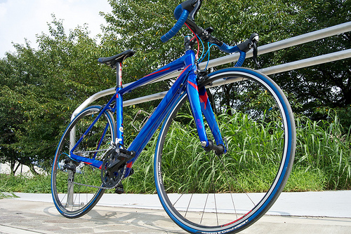 新しい青い自転車、FUJI ALTAMIRA 1.1が完成 | 新旧ノーマルライフ