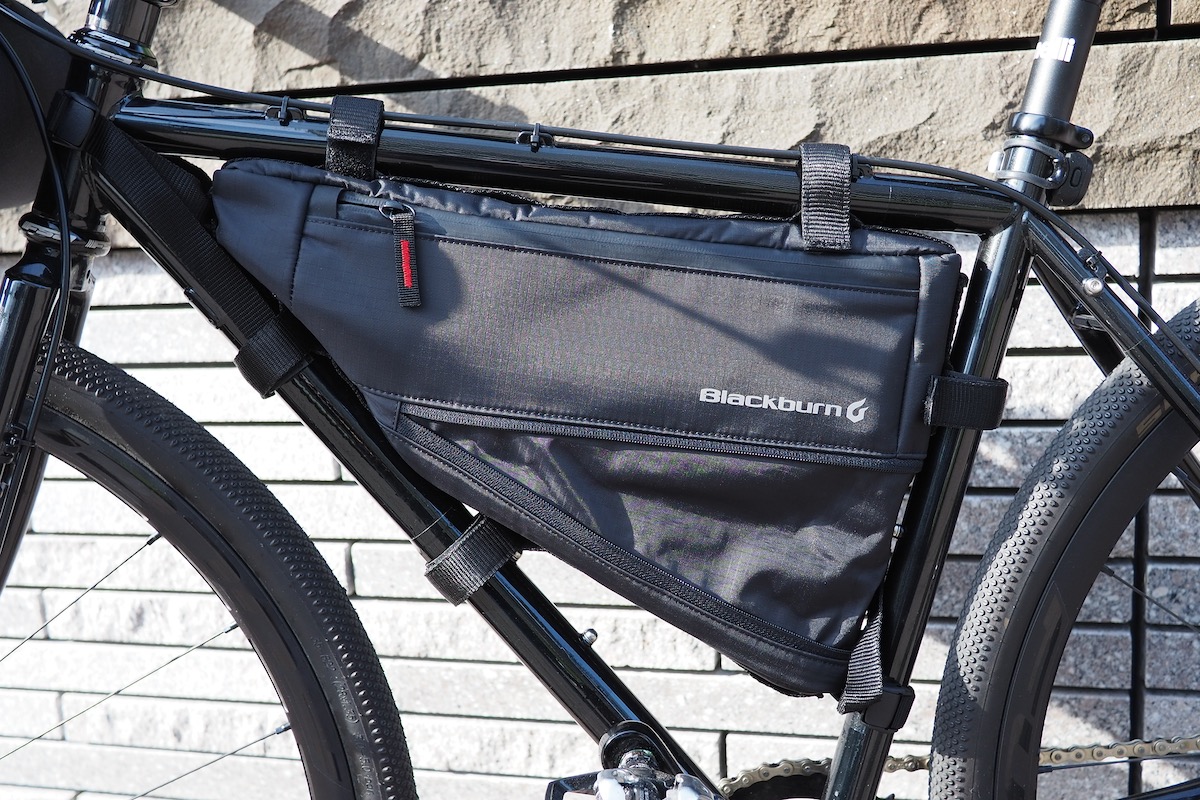 フレームバッグ、こんなに便利かよ。と、Blackburn Outpostを使って