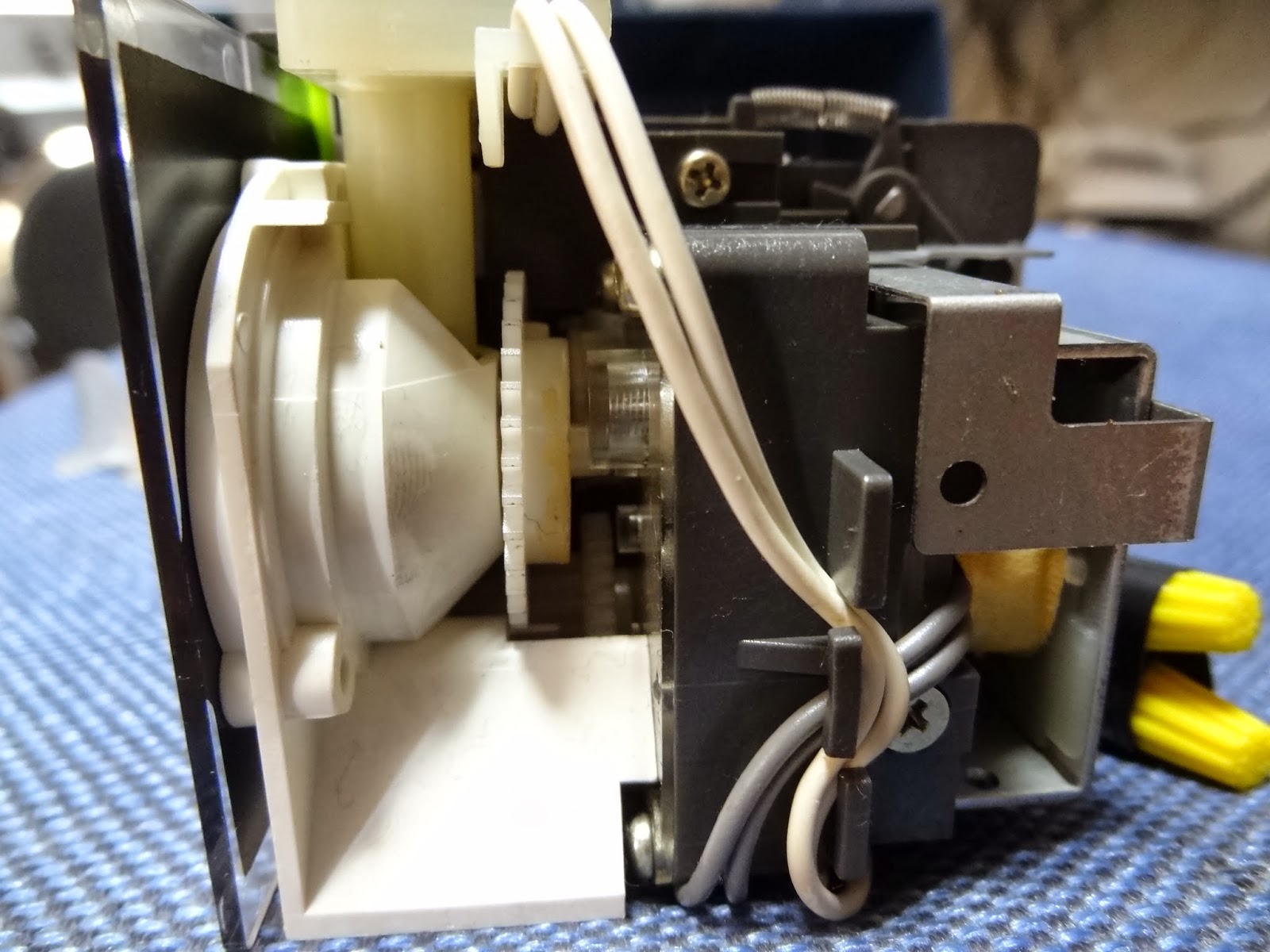 狂乱Nonaha日記: 田村電機 LUMITIME YT-107