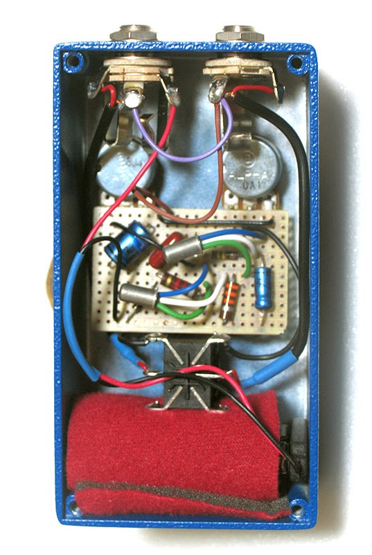 Buzz the Fuzz - all about Tone Bender: Manlay Sound - Baby Face