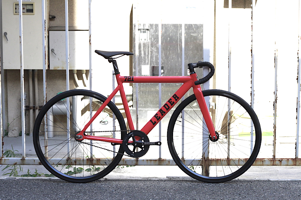 可愛すぎないフレッシュなピンク。 | ブローチャーズ - BROTURES