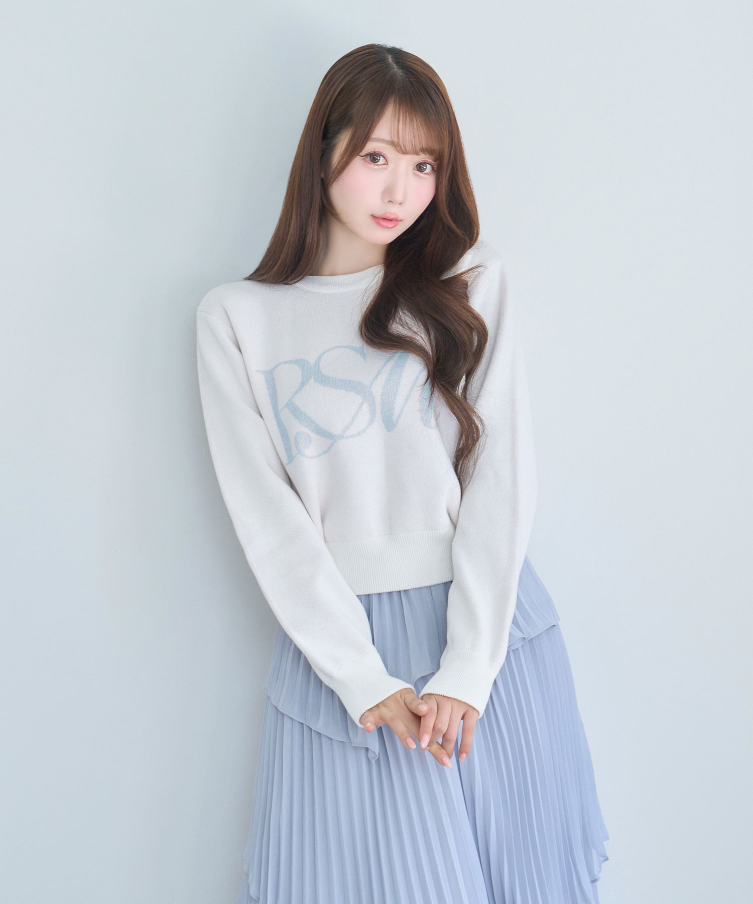 Rosé Muse – BUNNY APARTMENT