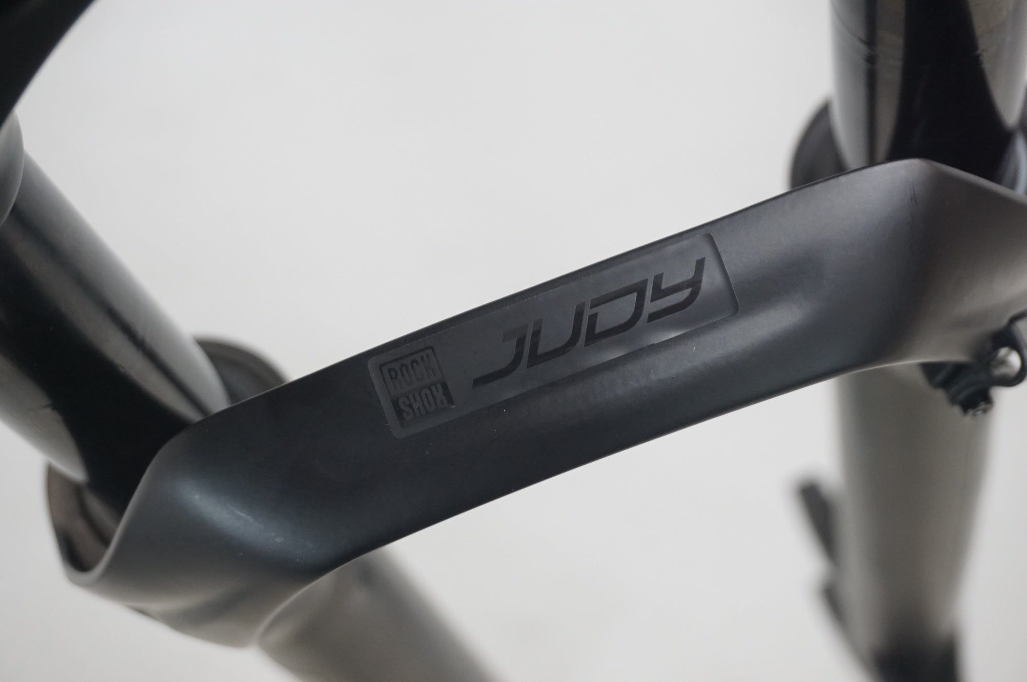 ROCKSHOX 「ロックショックス」 JUDY サスペンションフォーク