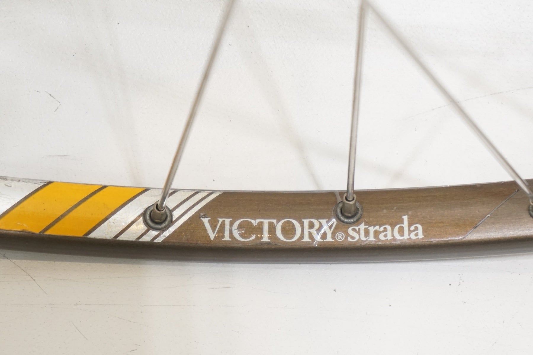 CAMPAGNOLO「カンパニョーロ」 VICTORY CRONO リム/SUZUE ハブ ピスト