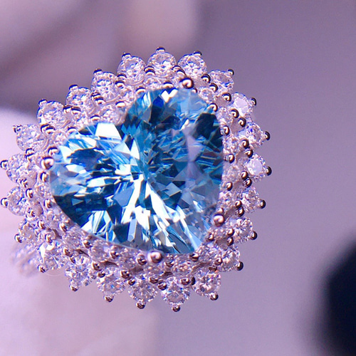 3.23ct天然アクアマリン リング 天然ダイヤモンド K18 高品質 ハート