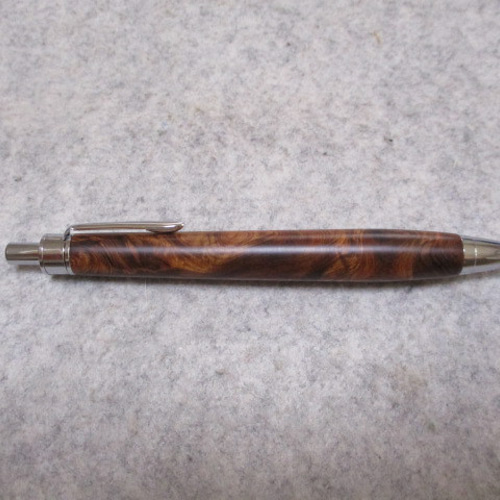 屋久杉瘤 黒油木 瘤杢光明 椿油仕上げ 木軸ボールペン(シャープ