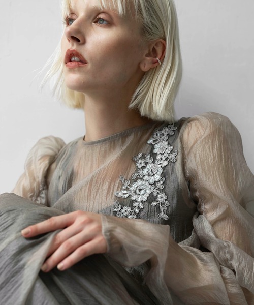 WILLFULLY（ウィルフリー）の「sheer motif lace OP & gather breast