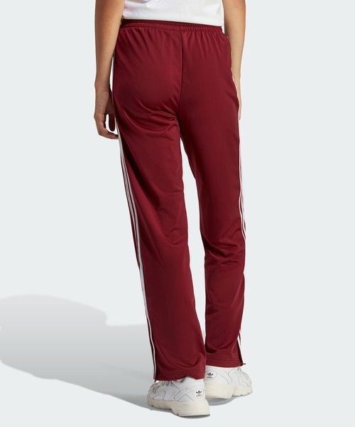 adidas（アディダス）の「アディカラー クラシックス ファイヤーバード