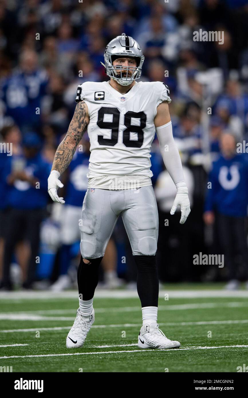 Las Vegas Raiders defensive end Maxx Crosby (98) stands on the