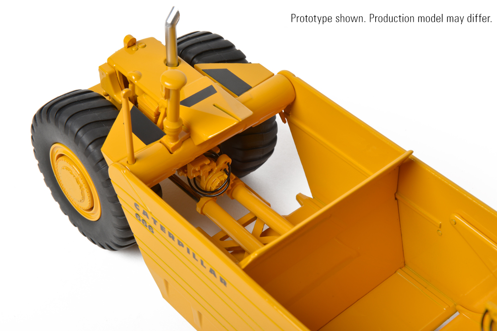 1:48 Cat® 666 80-Ton Wheel Tractor-Scraper - Die-cast - Classic