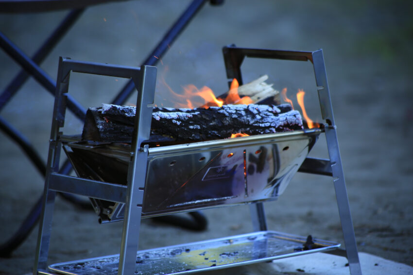 スノーピークの焚火台SRを徹底レビュー！サイズや重さは？ソロキャンプ