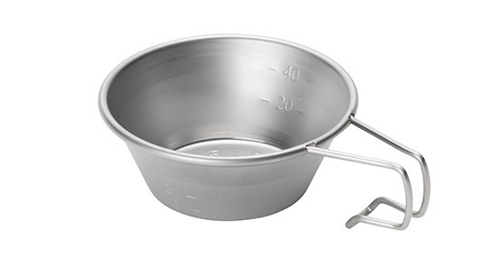 スノーピークの2023年新商品「65周年記念シェラカップ」2種登場