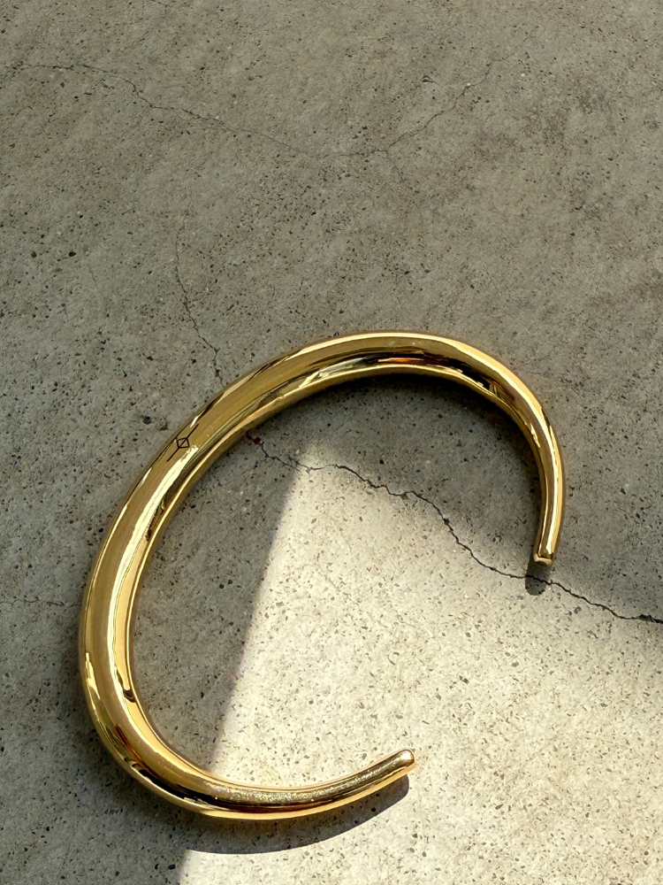 GABRIELA ARTIGAS ガブリエラ アルティガス INFINITE TUSK カフ