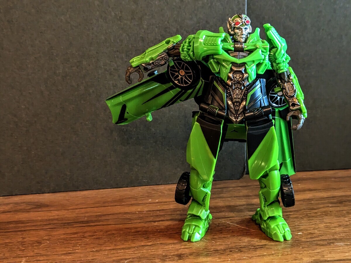 トランスフォーマー スタジオシリーズ SS-95 クロスヘアーズ (2023