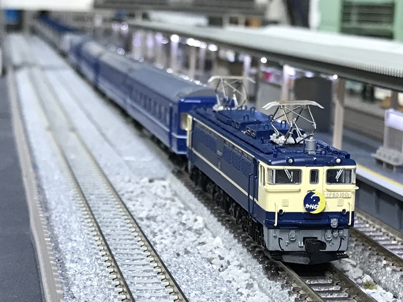 マイクロエース「カートレインさっぽろ」入線 - 休日の屋根裏