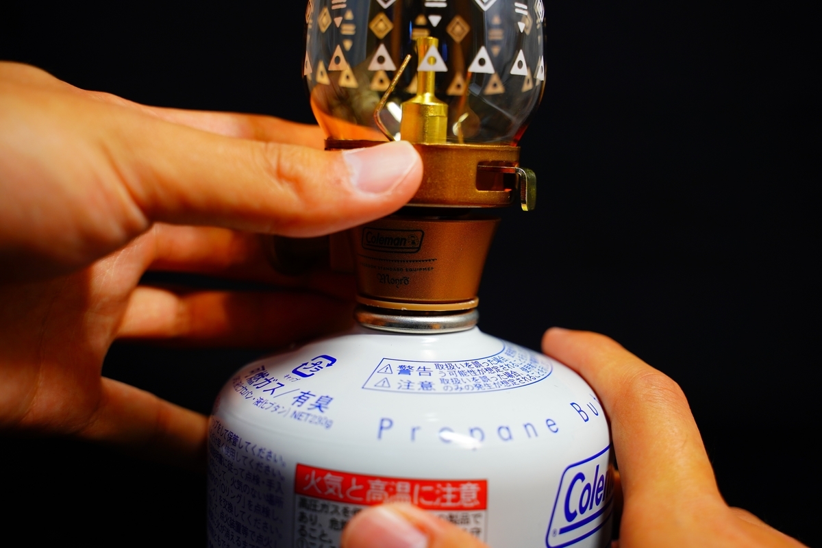 ルミエールランタン インディゴでキャンプのおしゃれ度を上げるべし