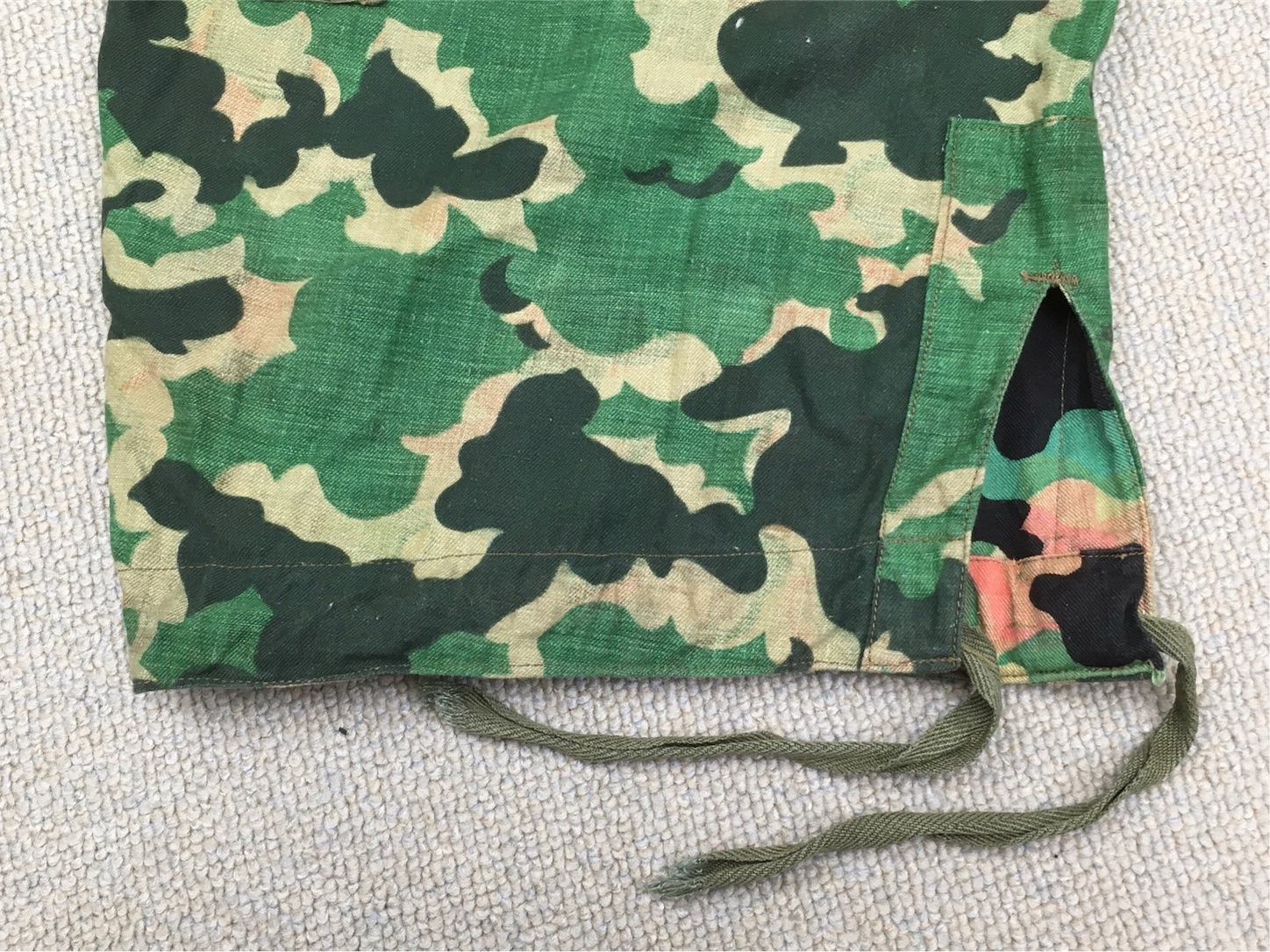 ドイツの影響を受けた受けた迷彩！【旧チェコスロバキアの軍服】陸軍