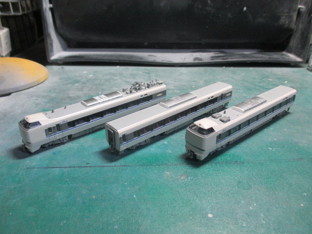 683系2000番台サンダーバード増結編成 完成！ - 酒井塗装工房