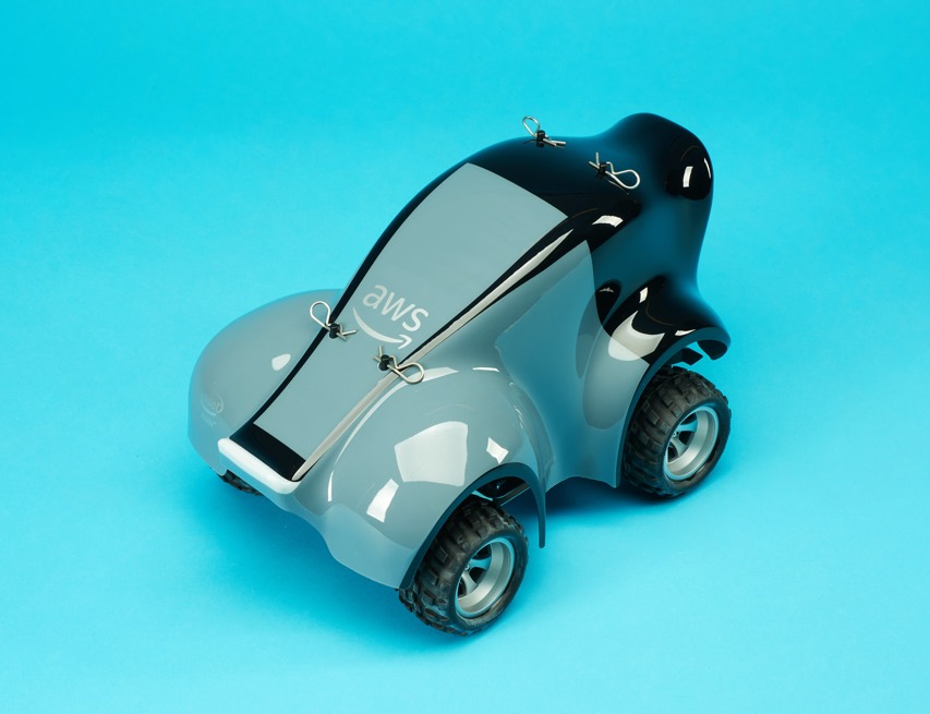 AWS DeepRacer arrived – Runs on Python :) @adafruit @awscloud