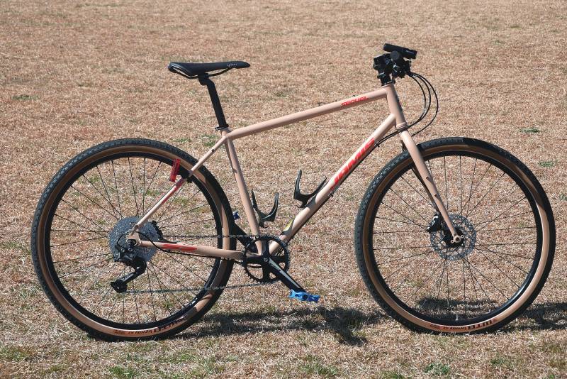 レイノルズ520という上質なスチールパイプを使ったフレームワークが