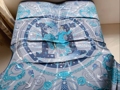 エルメス スカーフ野村大輔が手がけた《セ・ラ・フェット》｜Cat猫の