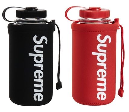 ウォーターボトル Supreme(シュプリーム) - ブランド通販のBUYMA