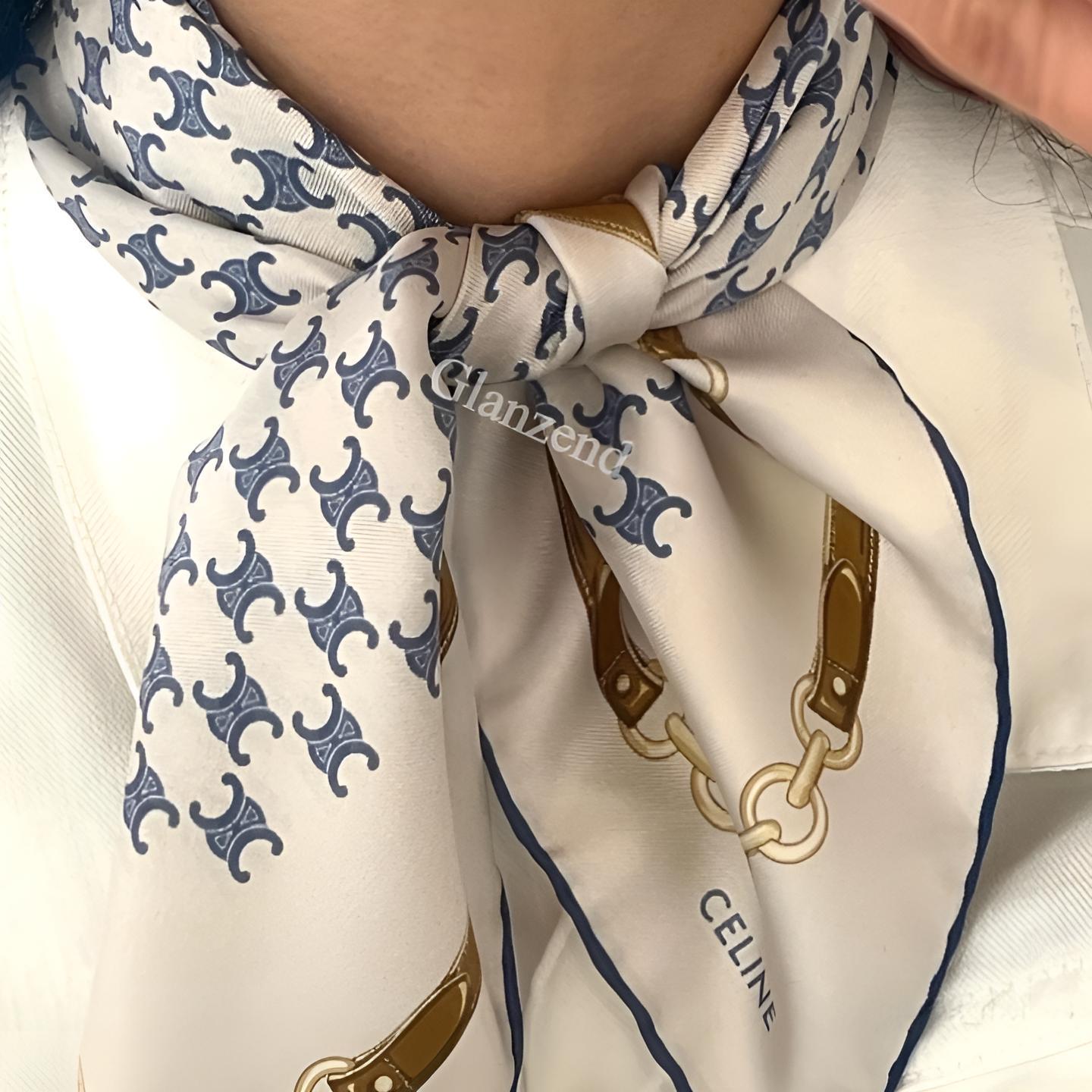 エレガントさを演出♪【CELINE】シルク ヘリテージ バンダナ (CELINE