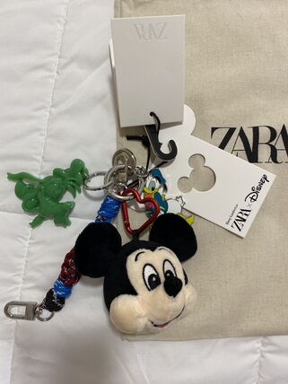 ミッキー ZARA(ザラ) - ブランド通販のBUYMA