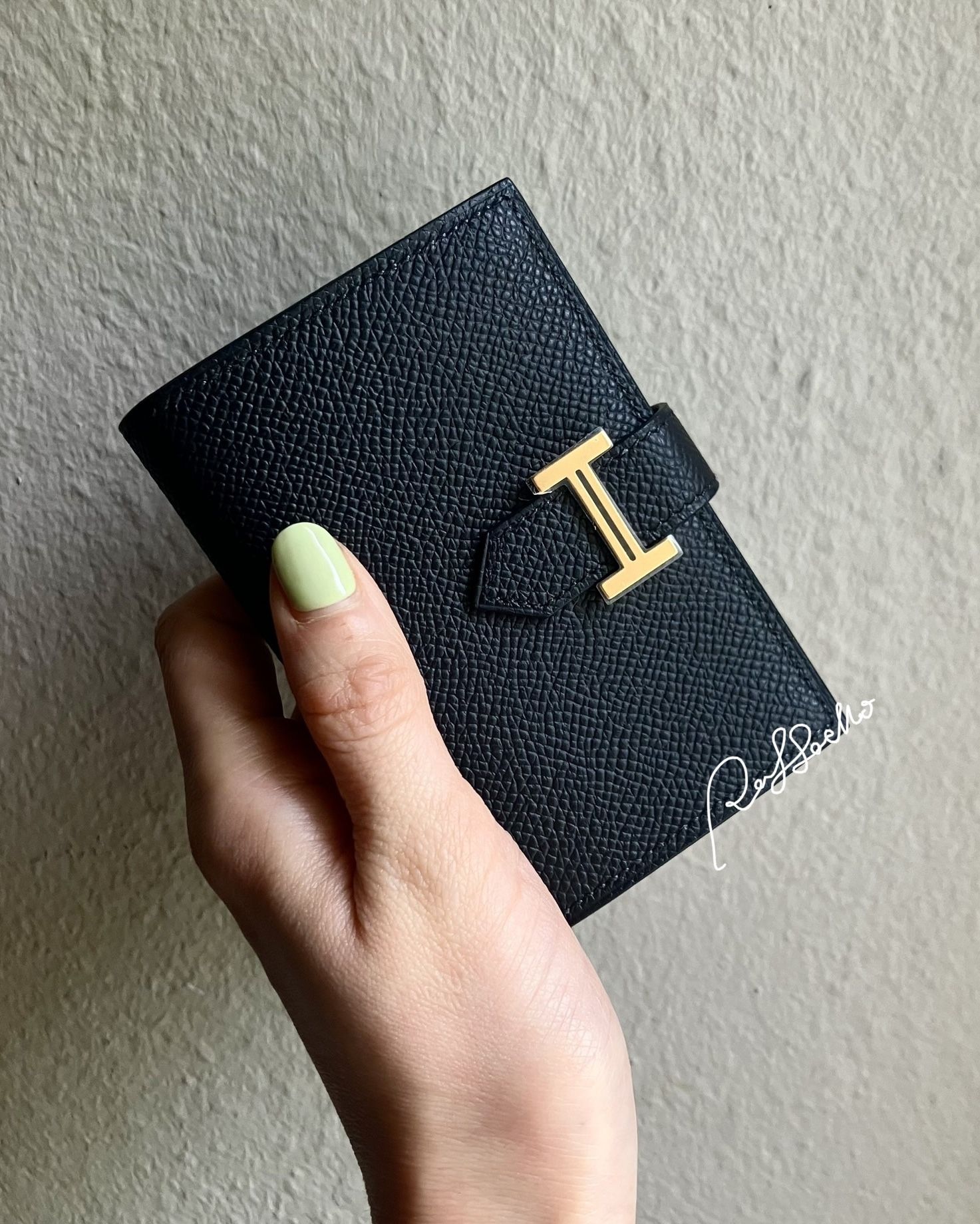 ミニ財布派におすすめ】HERMES(エルメス)の「べアン」ミニサイズをご