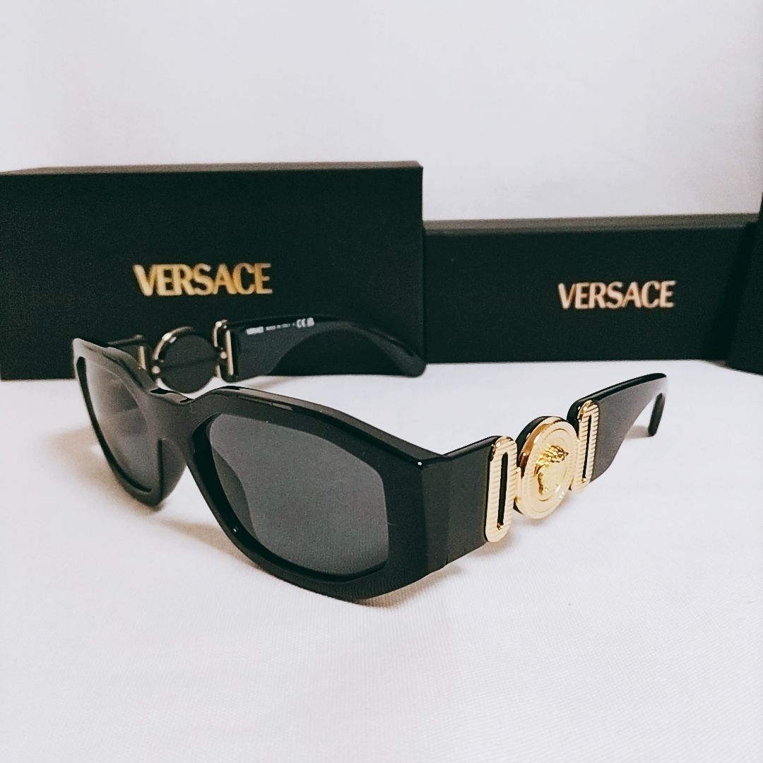 送料関税無料☆VERSACE ブラック メドゥーサ ビギー サングラス