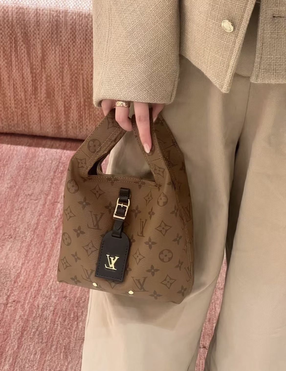 可愛い新デザイン♪】Louis Vuitton☆アトランティス BB (Louis