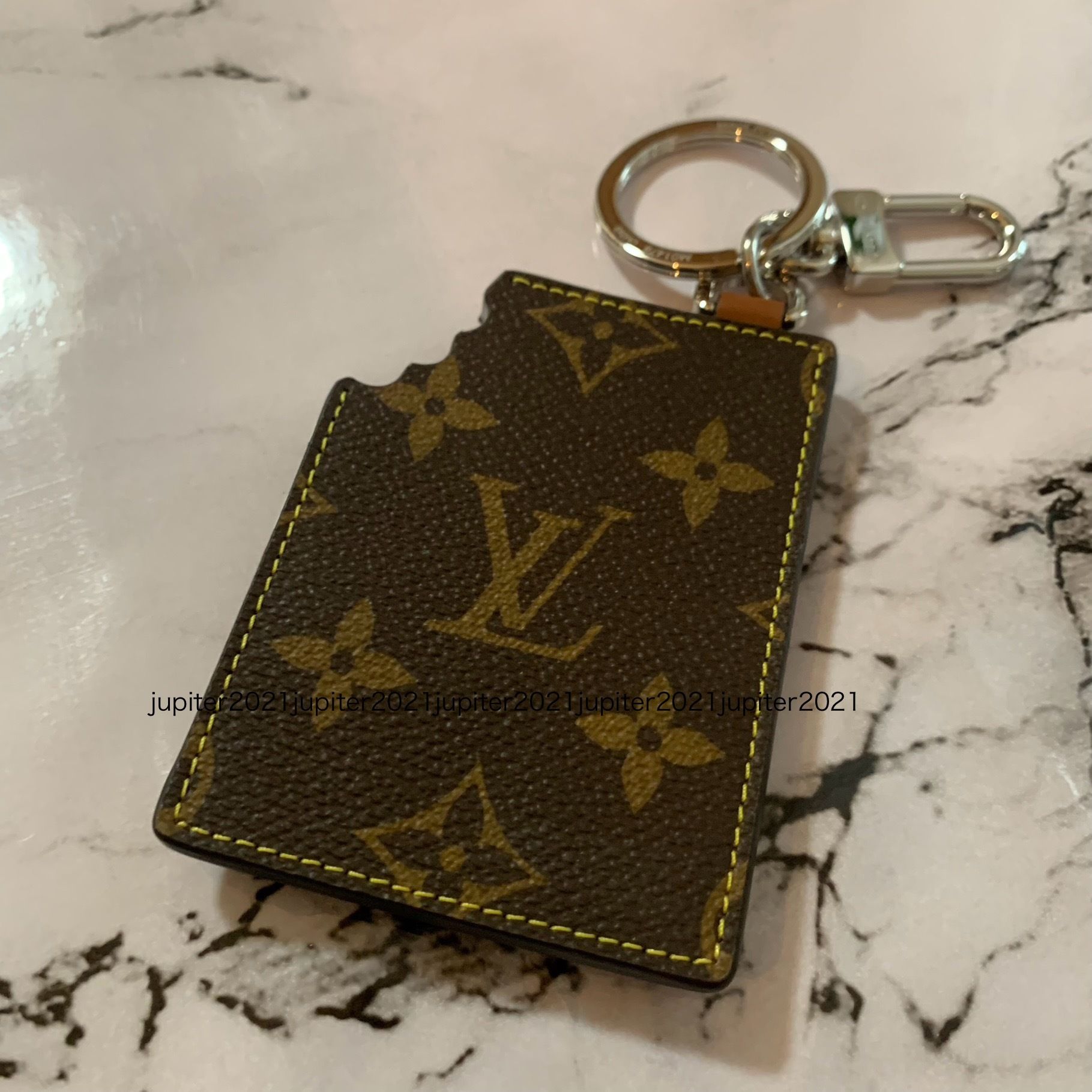 国内即発】ルイヴィトン バッグチャームLV チョコレートバー (Louis