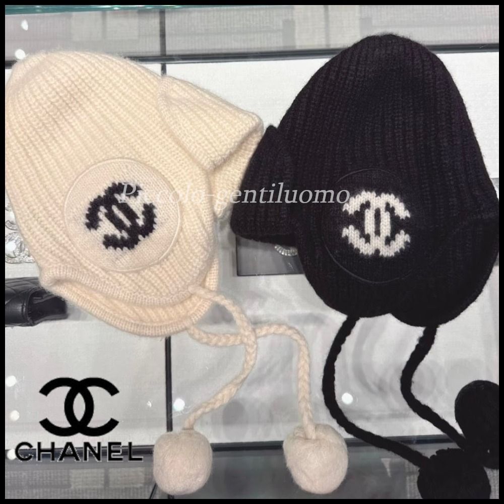 可愛いボンボンが目を惹く♪】シャネル ニット帽 (CHANEL/ニット