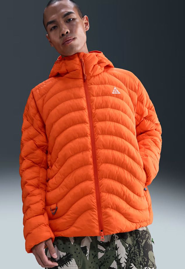 最新☆ダウンジャケット☆Nike ACG 