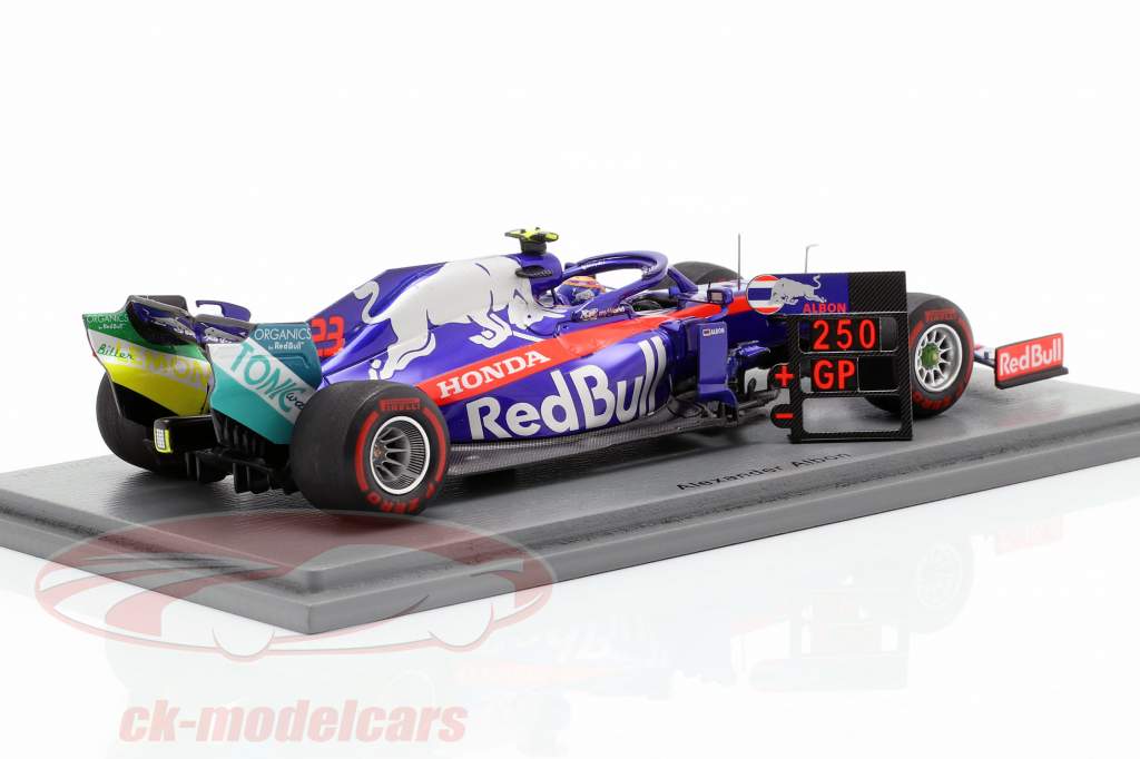 Spark 1:43 Alexander Albon Scuderia Toro Rosso STR14 #23 China GP
