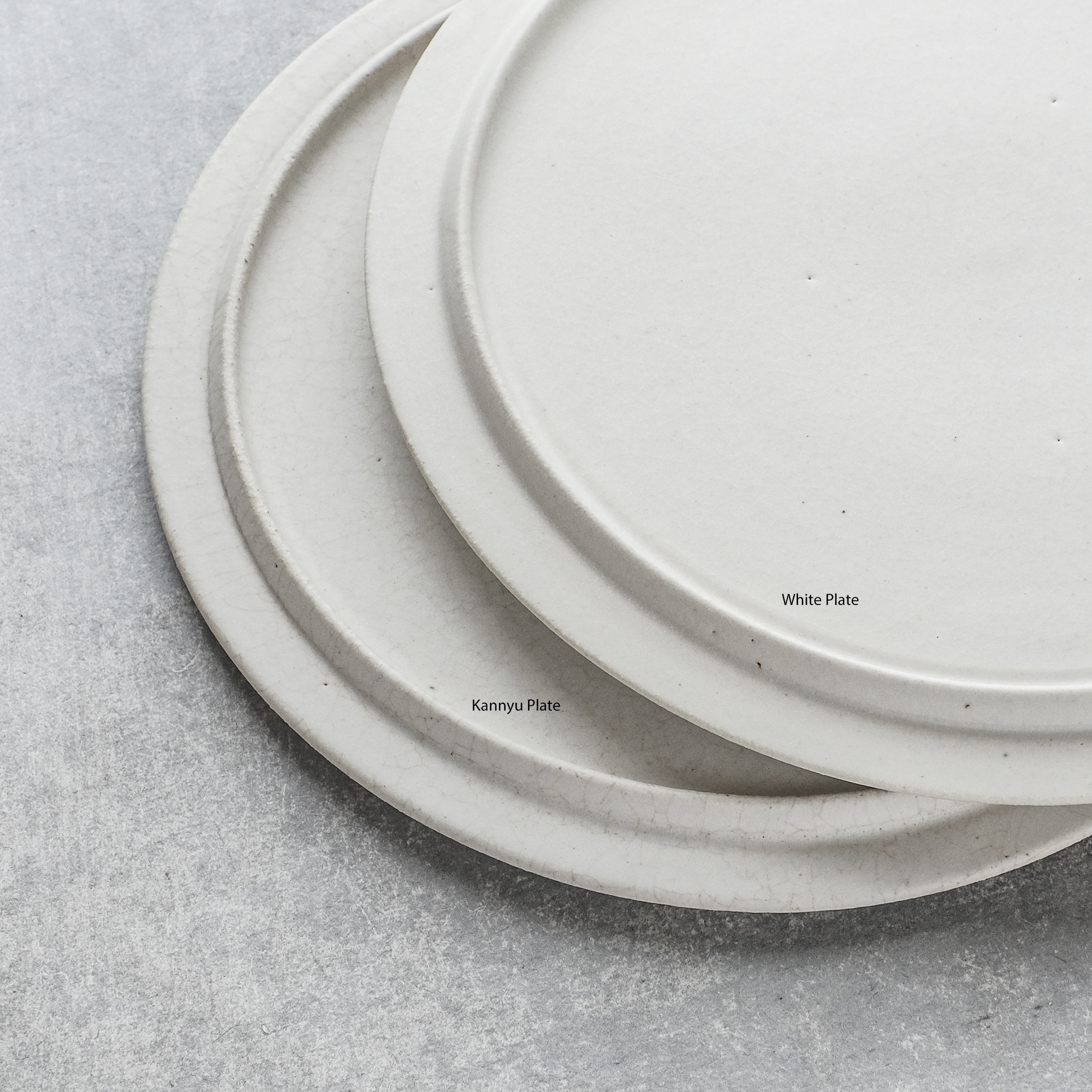 船串 篤司 | プレート 白 貫入 (25cm) - Analogue Life