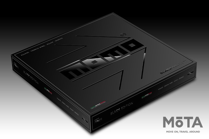 MOMOの人気ステアリング「PROTOTIPO」のブラックエディションが日本