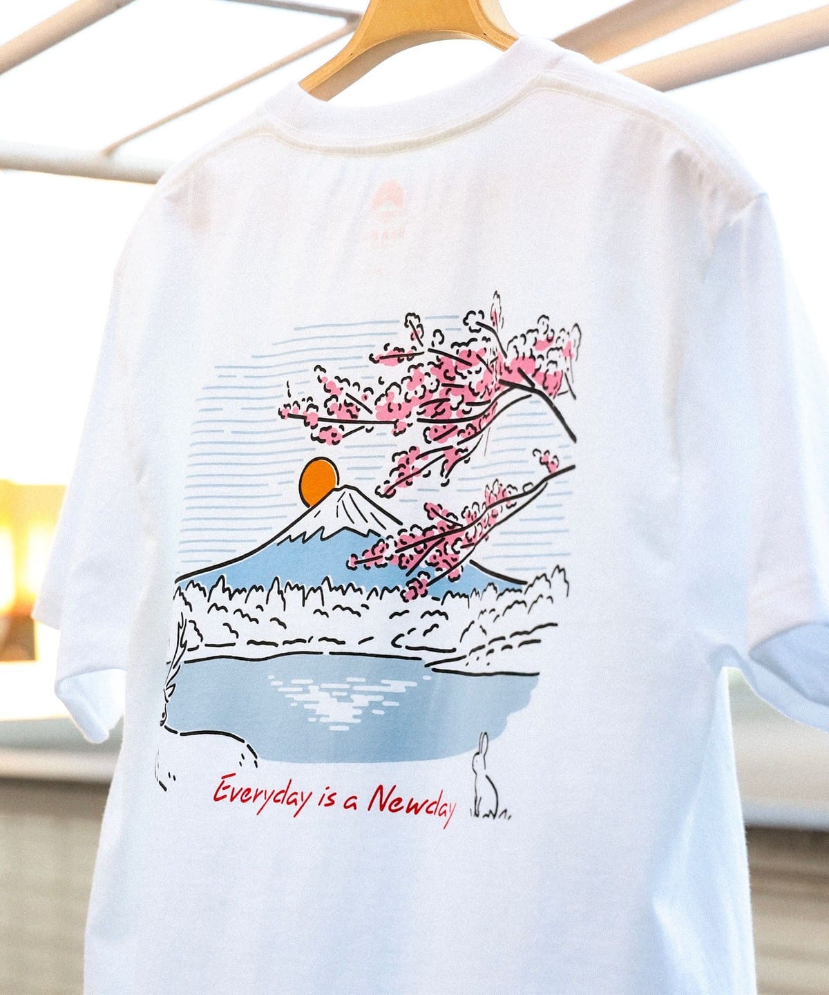 BEAMS JAPAN (BEAMS JAPAN) Mt. Fuji T-shirt (T-shirts, cut and sewn