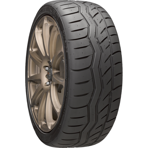 Falken Azenis RT615K+ 215 /40 R17 87W XL BSW | Discount Tire