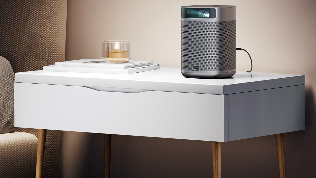 XGIMI's MoGo 2 Pro Compact Video Projector Takes Cinema Outdoors