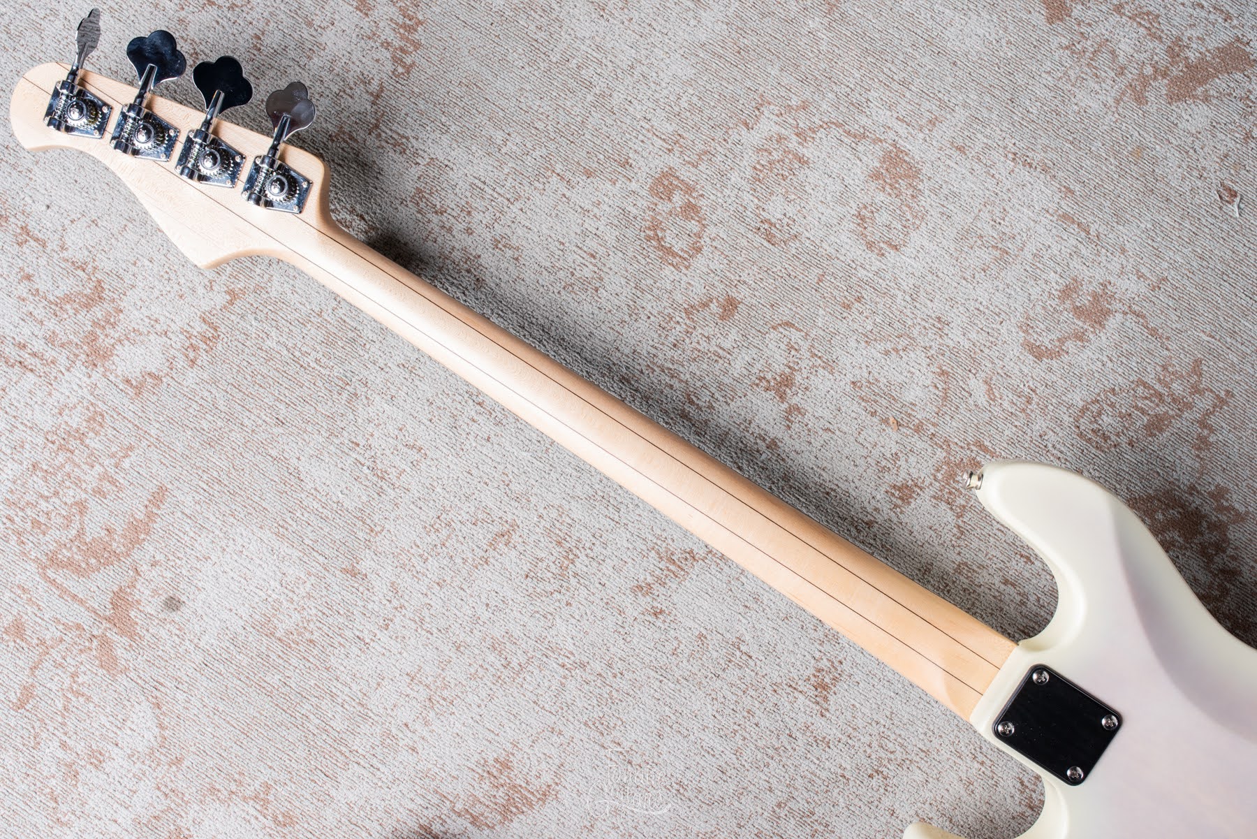 Bacchus Universe Series Jazz Bass Burl Active - Blondeburst